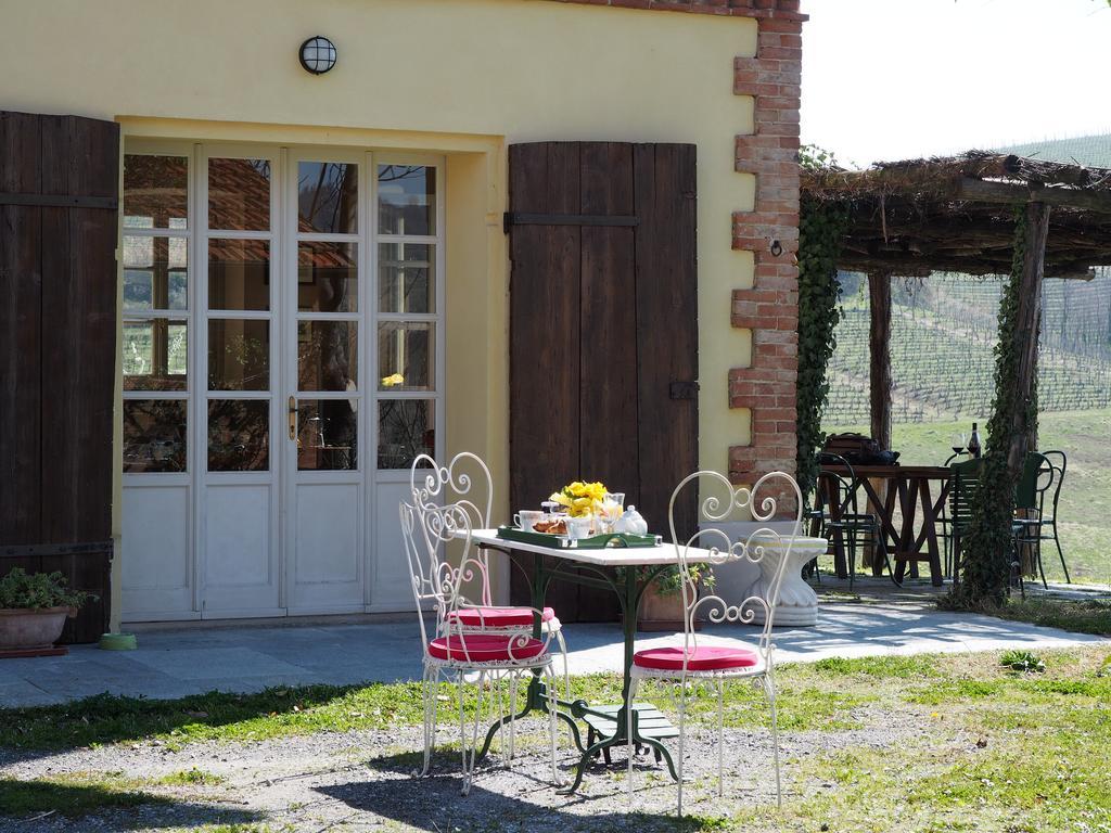Tenuta Montanello B&B Кастильоне Фалето Екстериор снимка