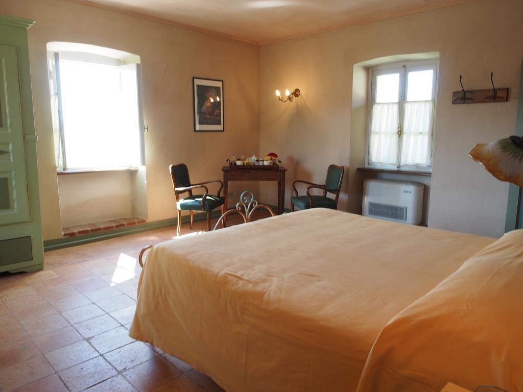 Tenuta Montanello B&B Кастильоне Фалето Екстериор снимка