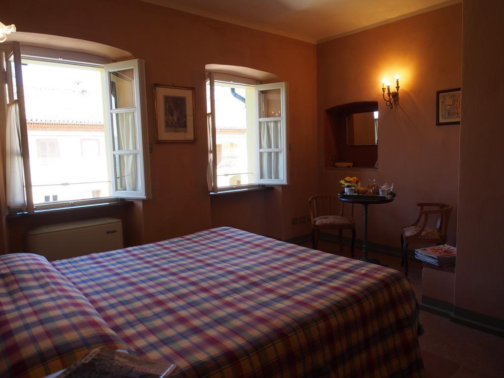 Tenuta Montanello B&B Кастильоне Фалето Екстериор снимка